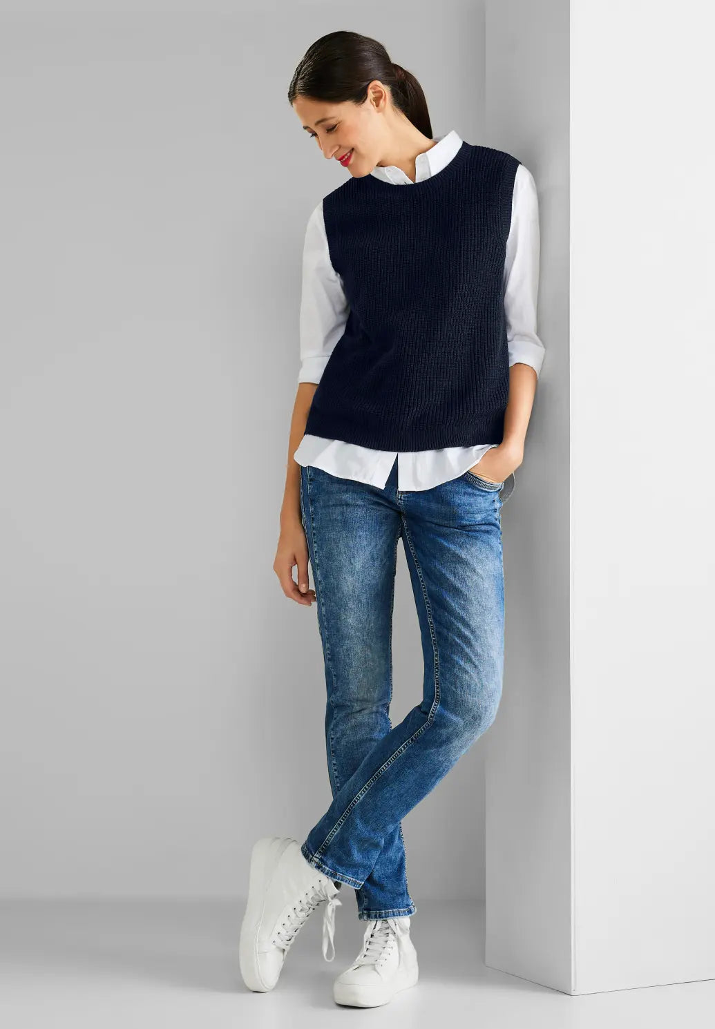 302301- Navy Sleeveless Jumper - Street One