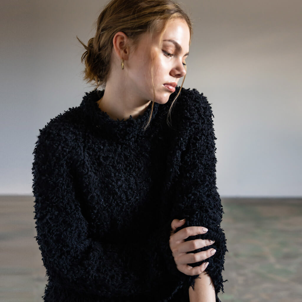 Handknit Zero Waste Cashmere Sweater - Black