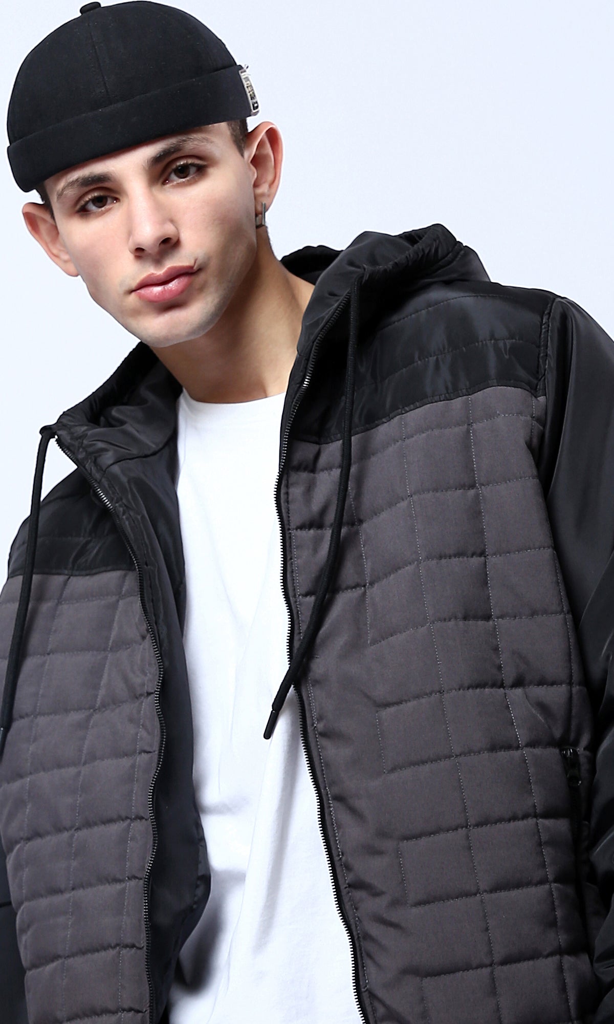 O175348 Bi-Tone Grey & Black Quilted Zipped Jacket