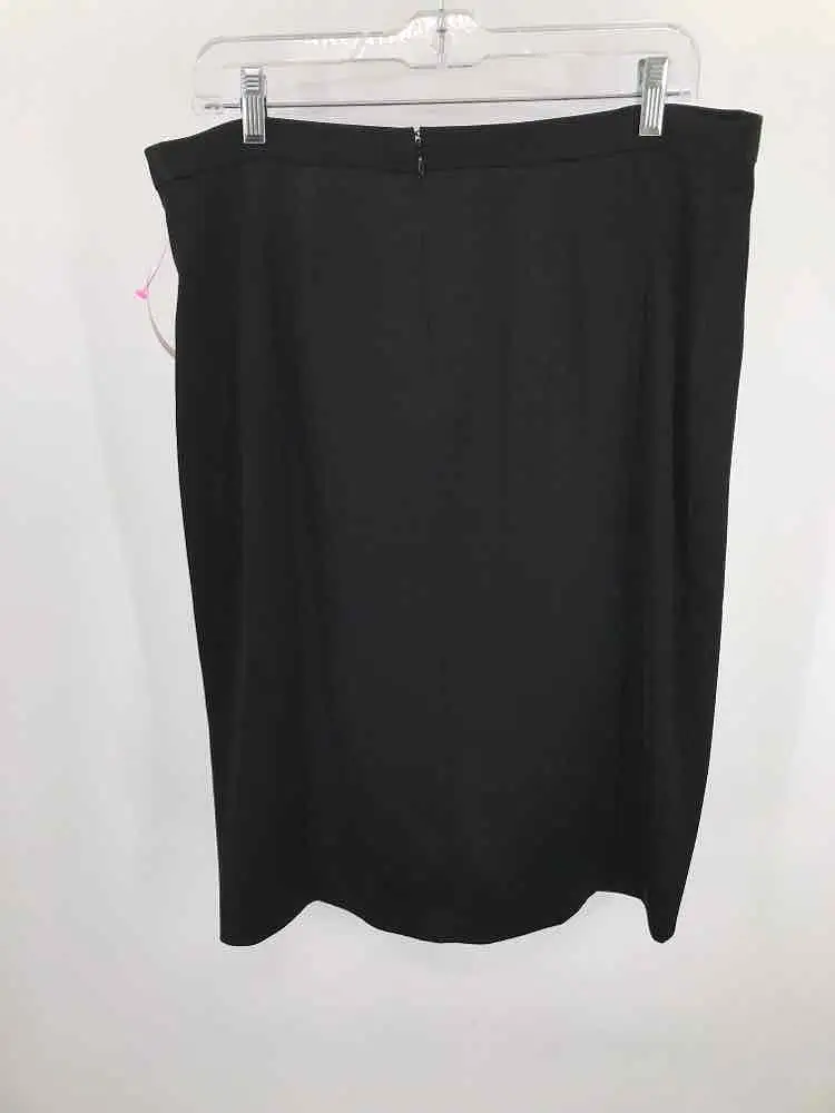 Pre-Owned St John Black Size 14 Midi Skirt