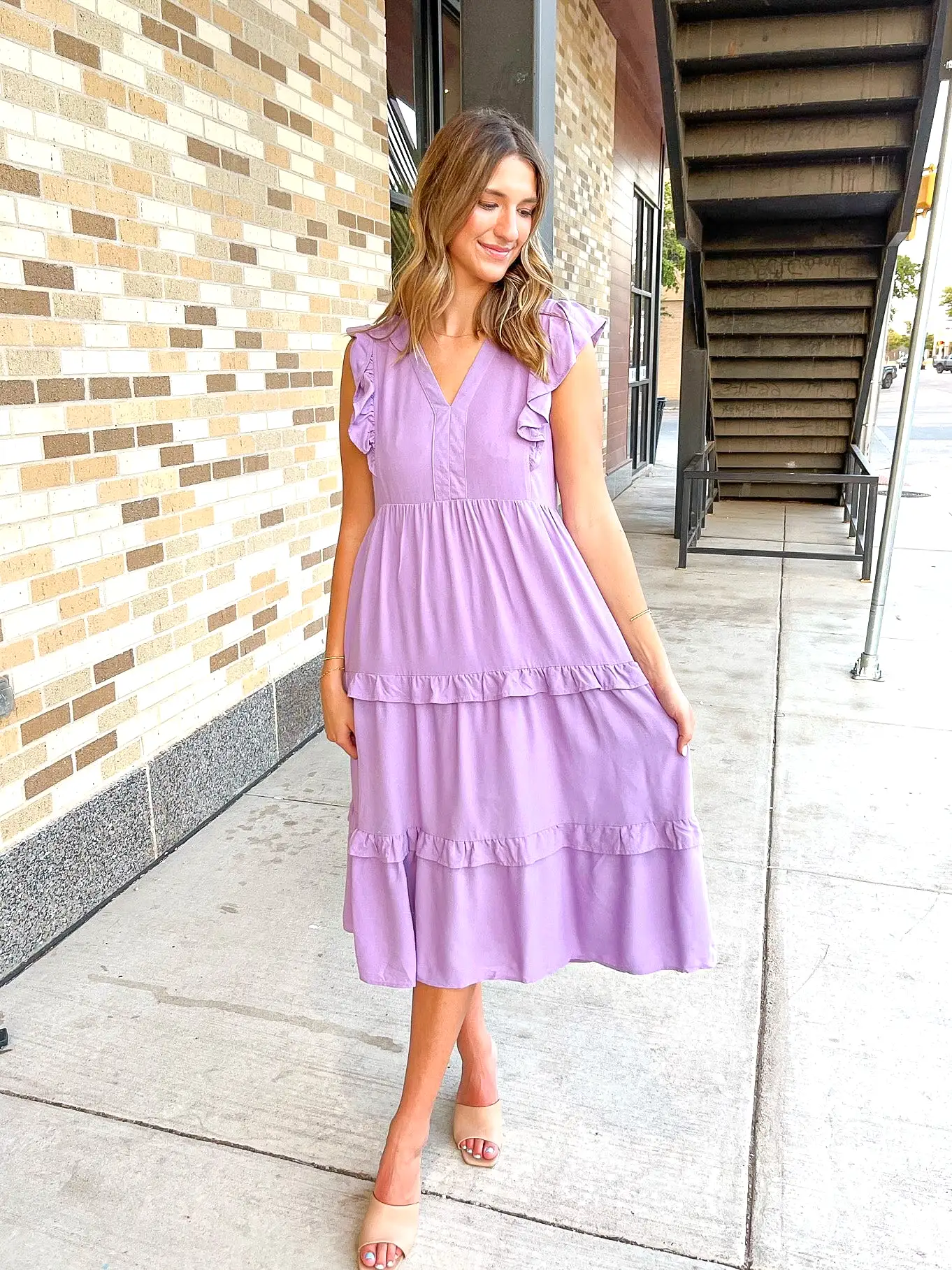 RUFFLE SLEEVE TIERED MIDI DRESS- LAVENDER