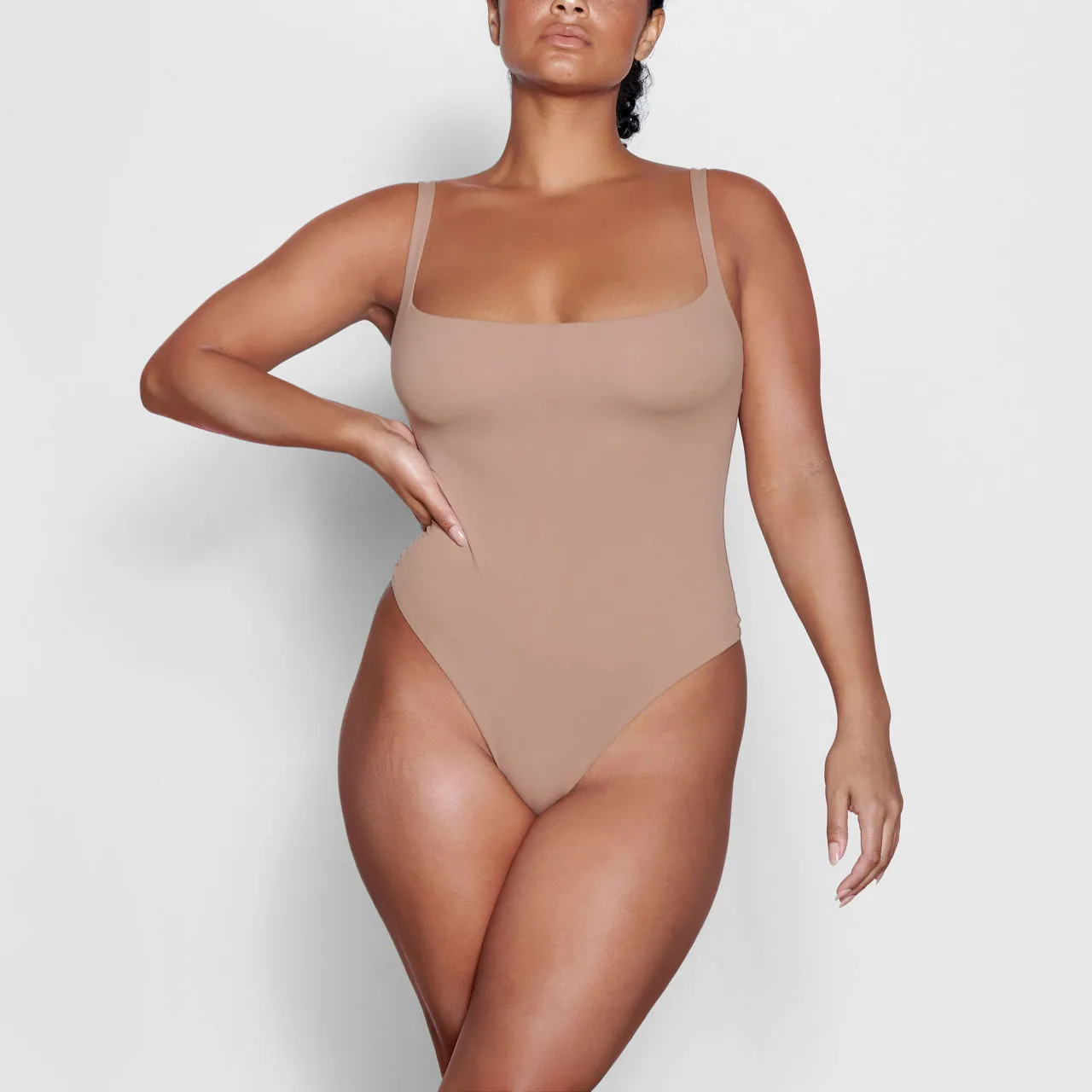 SKIMS FITS EVERYBODY Square Neck Bodysuit Sienna - Brown