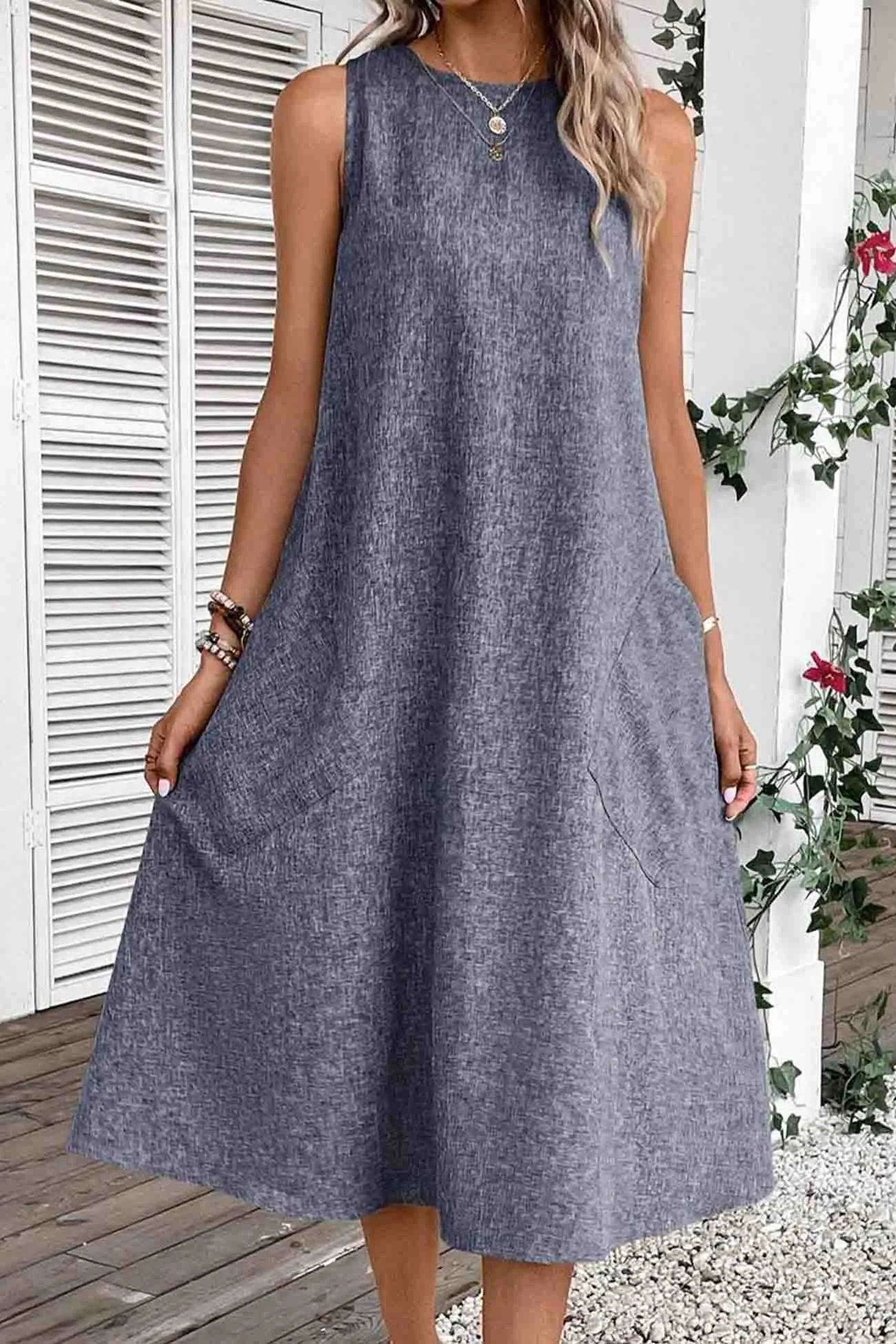 Sleeveless Pocket Midi Dress