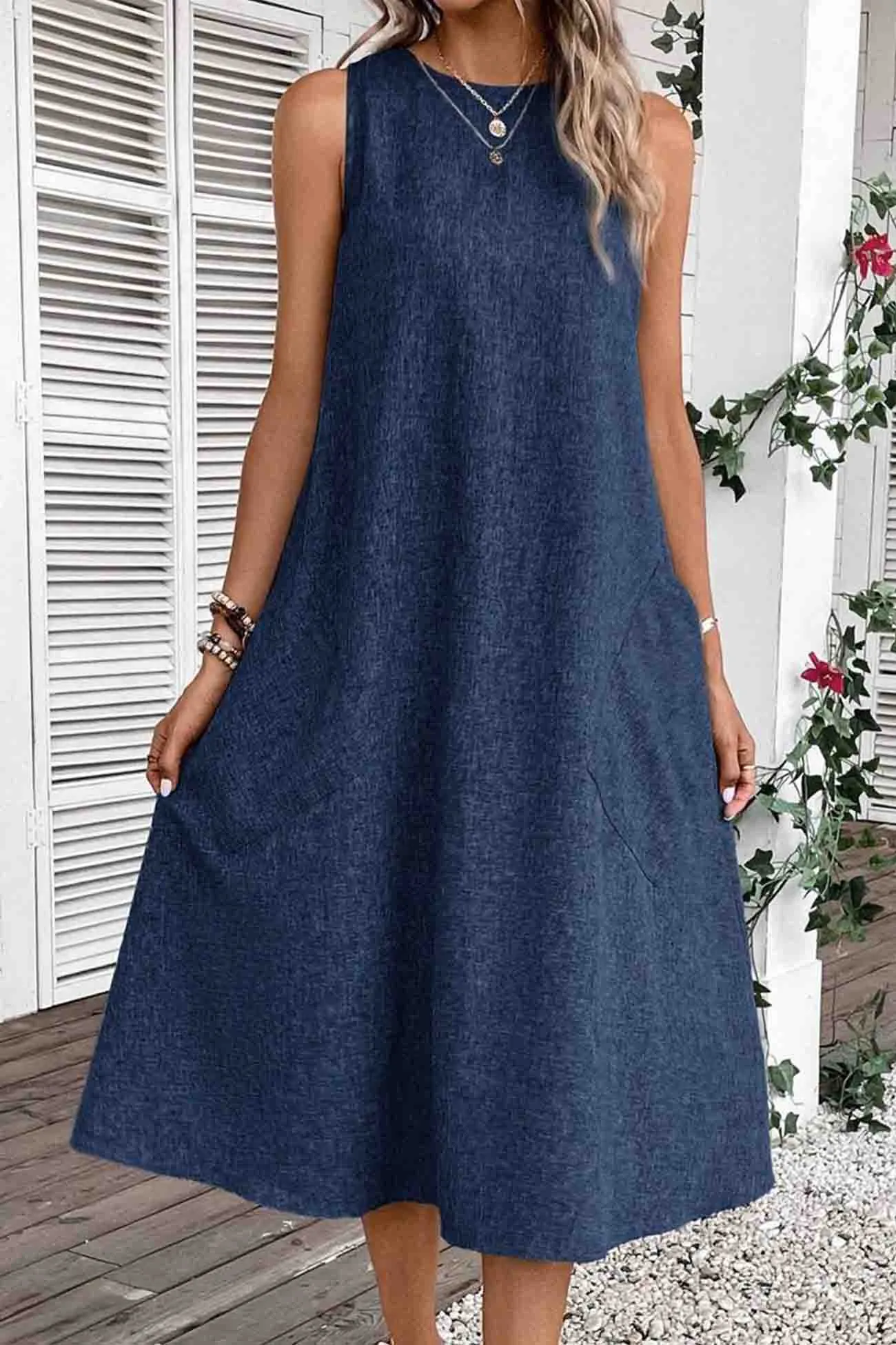 Sleeveless Pocket Midi Dress