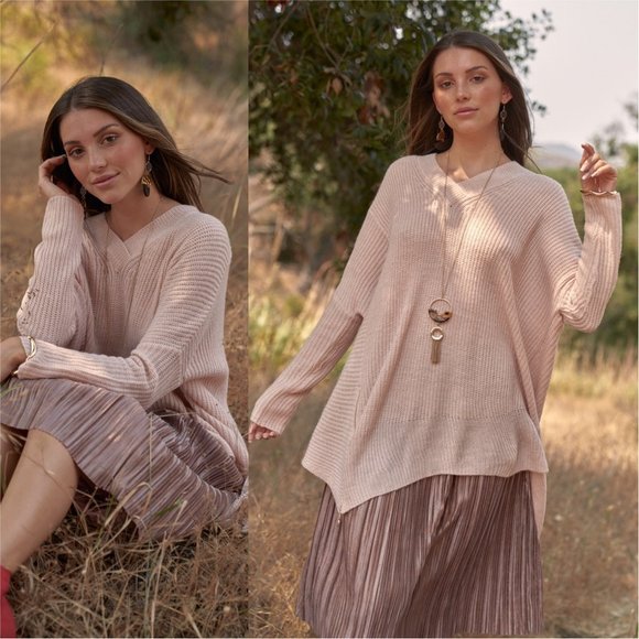 SOFIA Soft Pink Oversized Sweater