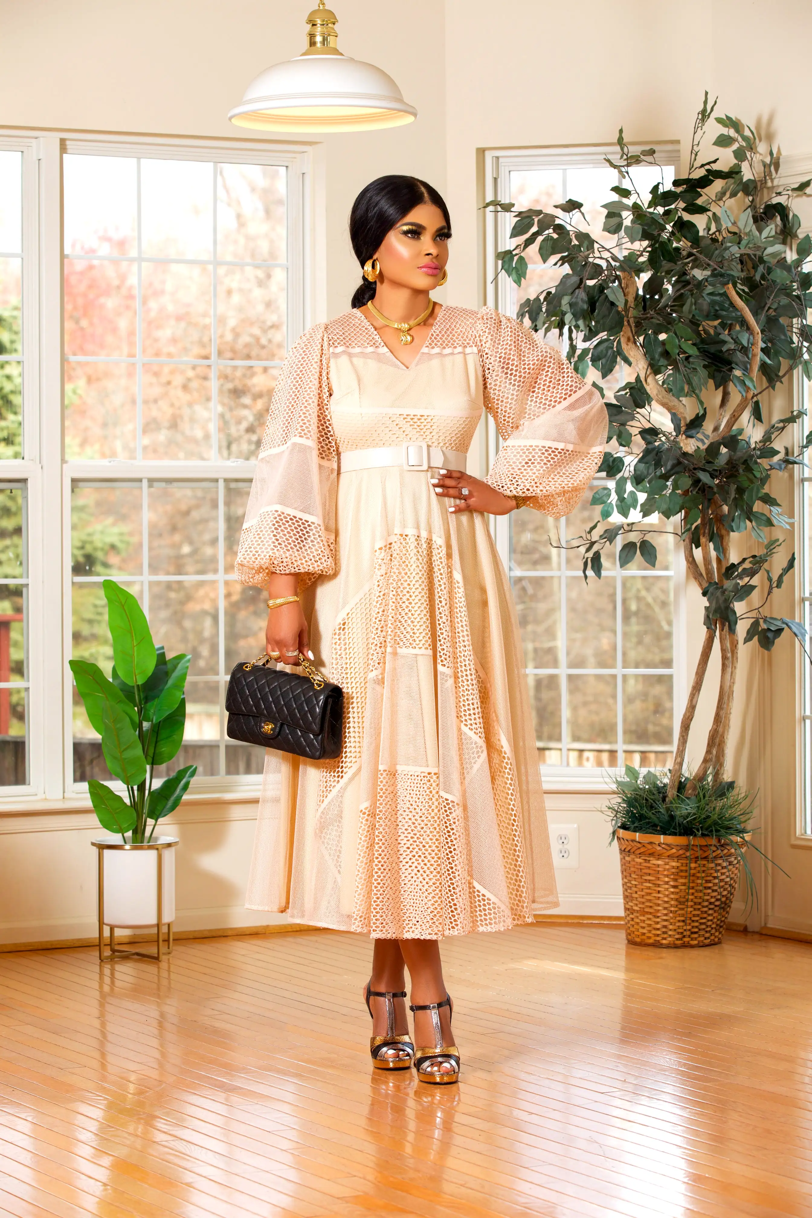 TAN/LACE PUFFY LONGSLEEVE MIDI DRESS