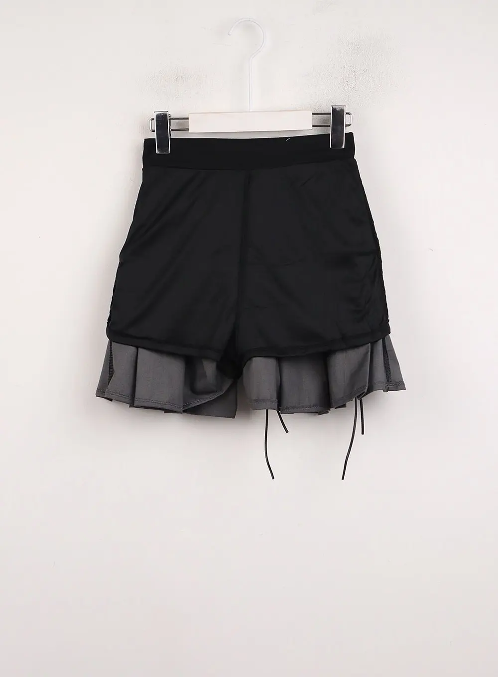 Two-Layered Pleated Mini Skirt IJ411