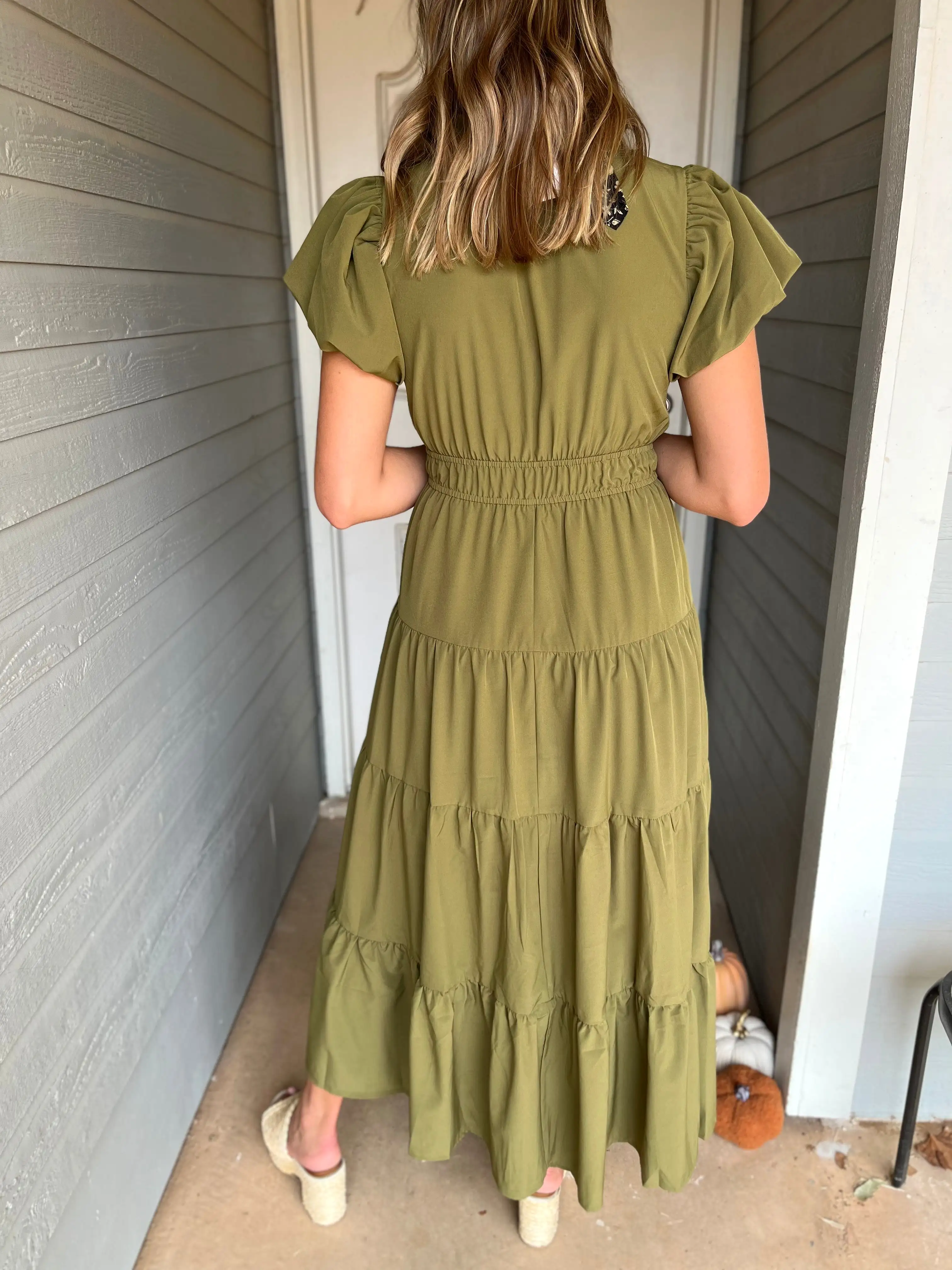 V-Neck Bubble Sleeve Tiered Midi Dress - Martini Olive