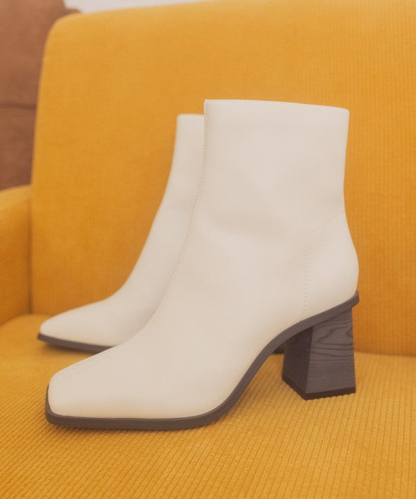 Vera Square Casual Toe Ankle Boots