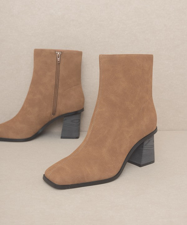 Vera Square Casual Toe Ankle Boots